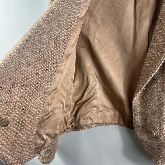 Christian Dior Vintage Separates blazer is a brown tweed cropped jacket - Picture 10 of 10